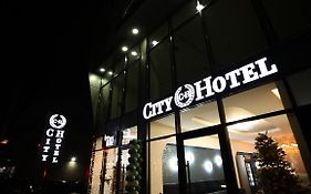 City Hotel